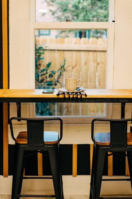 Close To Downtown San Antonio,Tx With Private Backyard And Firepit Buitenkant foto